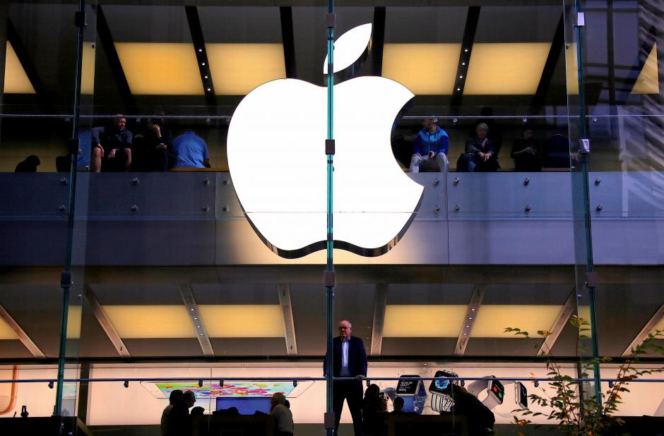 指纹识别软板之可折叠iPhone？苹果新专利：更复杂的铰链设计